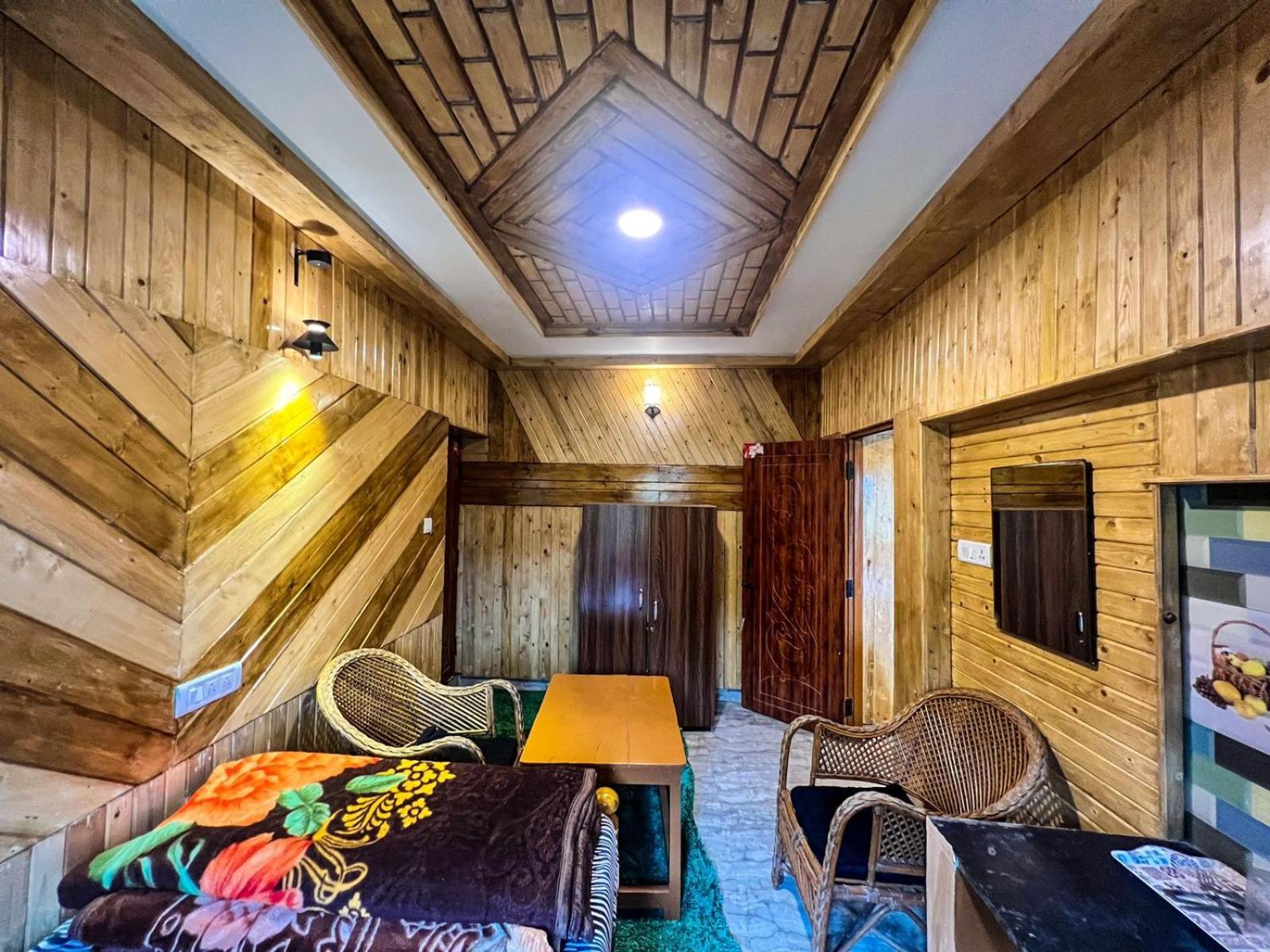 קודאיקנאל Venish Home Stay מראה חיצוני תמונה